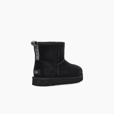 UGG Classic Mini Swirl Black Boots for Women (WHXL69518)